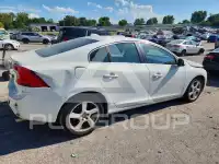 2013 Volvo S60 photo