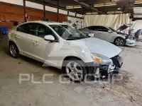 2013 Volvo S60 фото