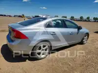 2013 Volvo S60 photo