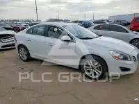 2013 Volvo S60 photo