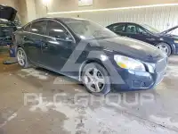 2013 Volvo S60 фото