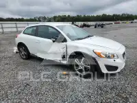 2013 Volvo C30 фото