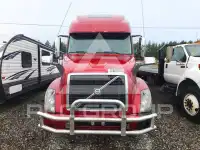 2013 Volvo VNL photo