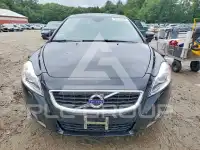 2013 Volvo C70 photo