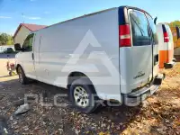 2013 GMC Savana фото
