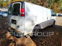 2013 GMC Savana фото