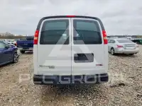2013 GMC Savana фото