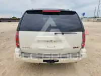 2013 GMC YUKON фото