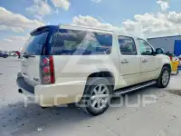 2013 GMC YUKON photo