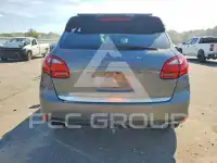 2013 Porsche Cayenne photo