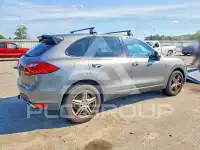 2013 Porsche Cayenne photo