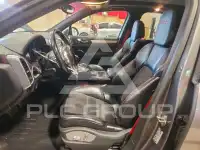 2013 Porsche Cayenne photo