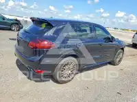 2013 Porsche Cayenne photo