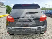 2013 Porsche Cayenne photo