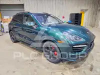 2013 Porsche Cayenne photo