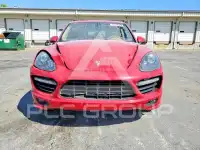 2013 Porsche Cayenne photo