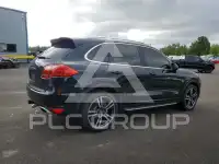 2013 Porsche Cayenne photo