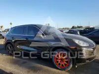 2013 Porsche Cayenne photo