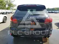 2013 Porsche Cayenne photo