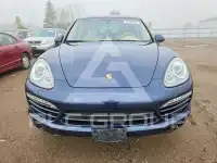 2013 Porsche Cayenne photo