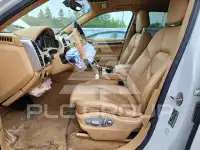 2013 Porsche Cayenne photo