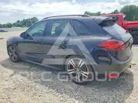 2013 Porsche Cayenne photo