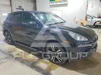 2013 Porsche Cayenne photo