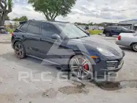 2013 Porsche Cayenne photo