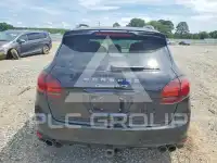 2013 Porsche Cayenne photo