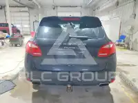 2013 Porsche Cayenne photo
