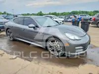 2013 Porsche Panamera фото