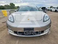 2013 Porsche Panamera photo