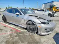 2013 Porsche Panamera photo