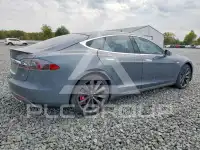 2013 Tesla Model S фото