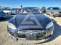 2013 Tesla Model S photo