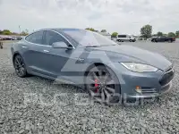 2013 Tesla Model S фото