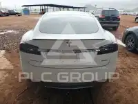 2013 Tesla Model S фото