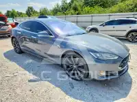 2013 Tesla Model S фото