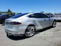 2013 Tesla Model S фото