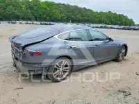 2013 Tesla Model S фото