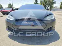 2013 Tesla Model S фото