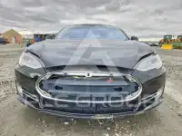 2013 Tesla Model S фото
