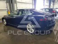 2013 Tesla Model S фото