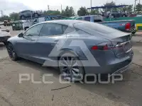 2013 Tesla Model S фото