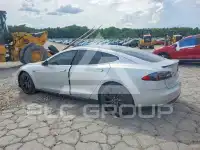 2013 Tesla Model S фото