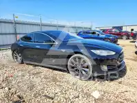 2013 Tesla Model S фото