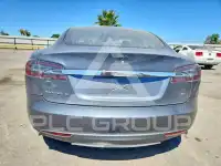 2013 Tesla Model S фото