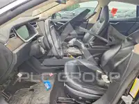 2013 Tesla Model S photo
