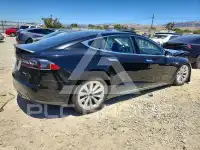 2013 Tesla Model S фото