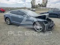2013 Tesla Model S фото